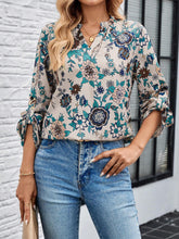 EMERY ROSE Women Floral Print V-Neck Roll-Up Sleeve Casual Shirt For Holiday